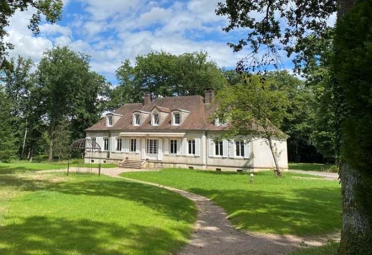 Photos 1 - Prestige - PROPRIÉTÉ DE FAMILLE SUR 10 HECTARES