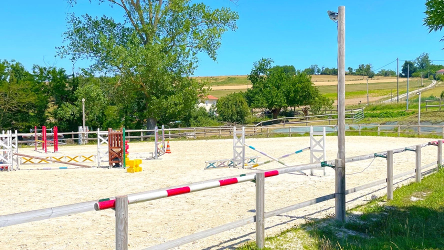 Photos 5 - Équestre - Domaine équestre de 15 hectares avec gîtes