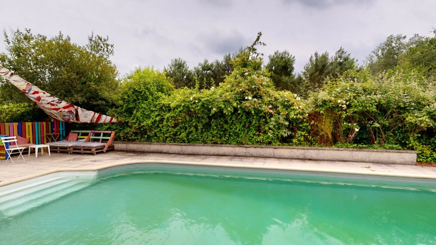 Photos 8 - Touristique - Idéal pour évènementiel, gîtes, habitat partagé! Activité pérenne déjà en place avec bilan et croissance de 50% cette année.