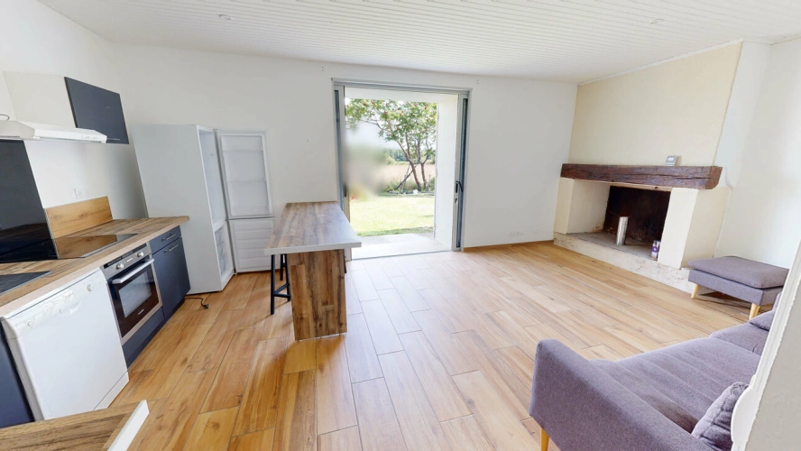 Photos 4 - Touristique - Ancienne bâtisse en pierre des années 1700 en partie restaurée sur un terrain de 5040m2