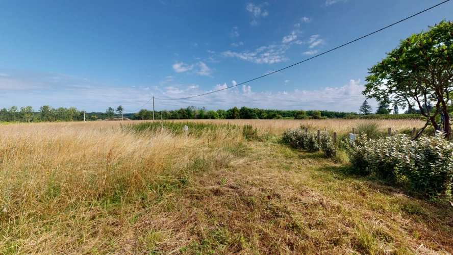 Photos 13 - Touristique - Ancienne bâtisse en pierre des années 1700 en partie restaurée sur un terrain de 5040m2