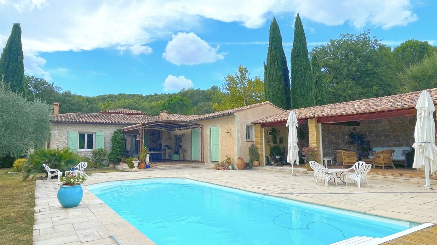 Photos 2 - Équestre - Var - Splendide propriété équestre bénéficiant de deux logements