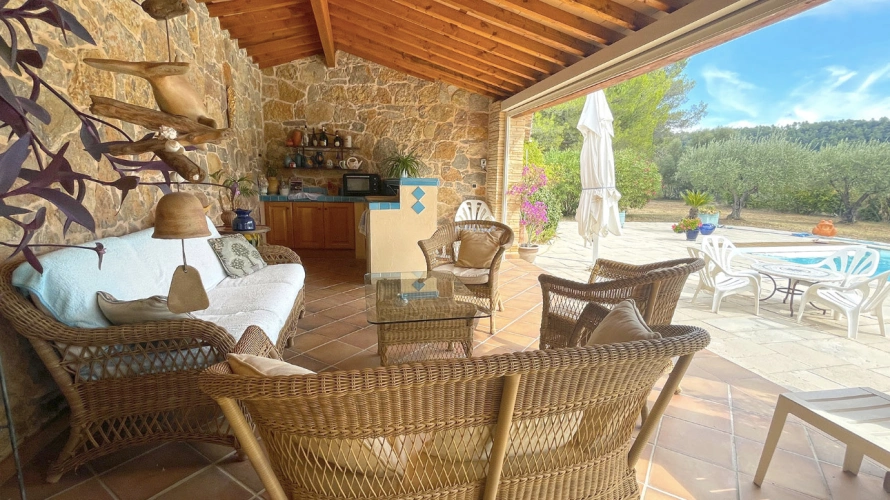Photos 3 - Équestre - Var - Splendide propriété équestre bénéficiant de deux logements