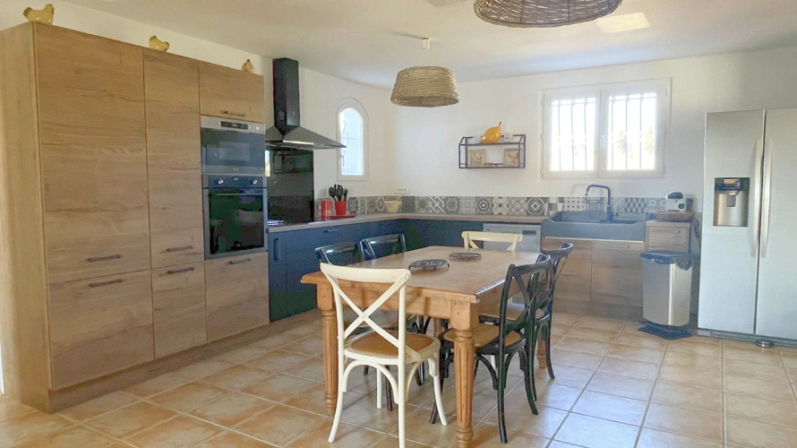 Photos 7 - Équestre - Arles - Belle propriété , 2 habitations sur 2 hectares