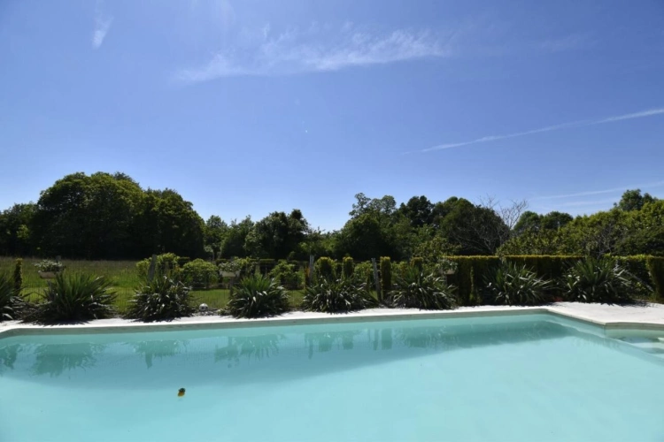 Photos 8 - Prestigious - Character property