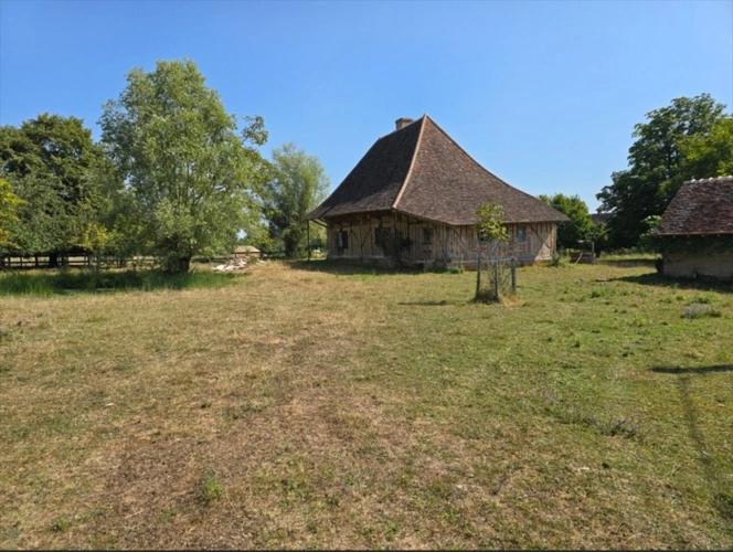 Photos 5 - Touristique - Propriete à vendre 5 pièces proche de SAINT GERMAIN DU BOIS (71)
