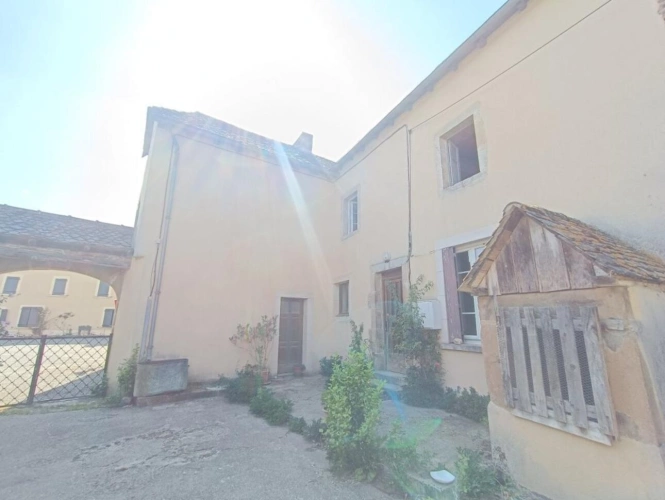 Photos 3 - Tourist - Farm with outbuildings
