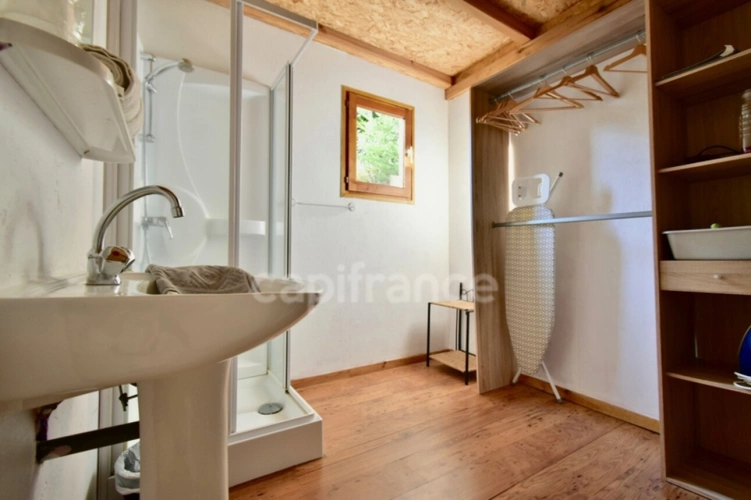 Photos 7 - Touristique - Dpt Corse (20), à vendre EVISA, ensemble de six chalets en bois avec terrasse sur terrain avec piscine et parking