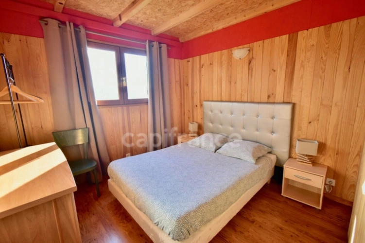 Photos 8 - Touristique - Dpt Corse (20), à vendre EVISA, ensemble de six chalets en bois avec terrasse sur terrain avec piscine et parking
