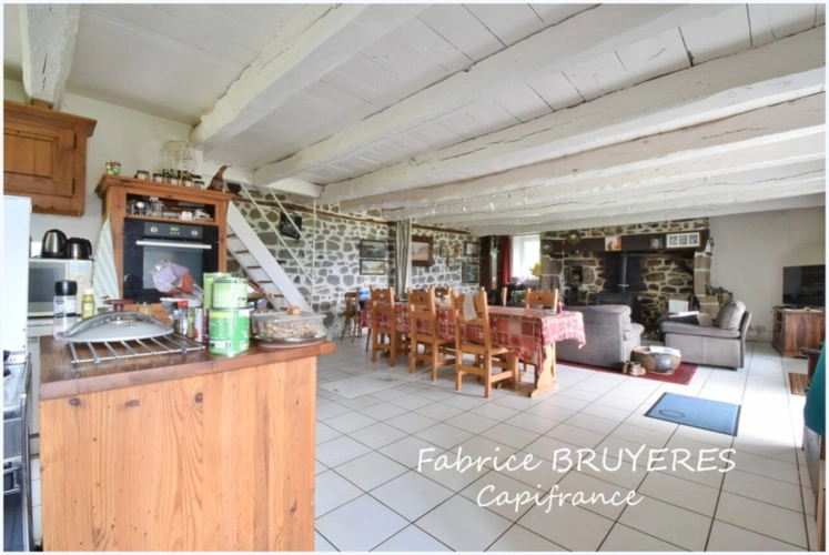 Photos 12 - Agricole - Propriete à vendre 6 pièces SARROUX SAINT JULIEN (19)