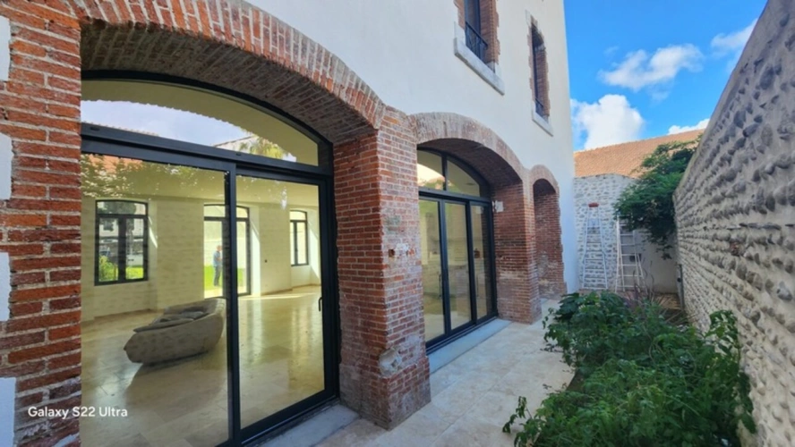 Photos 11 - Prestige - Propriete à vendre 8 pièces TARBES (65)