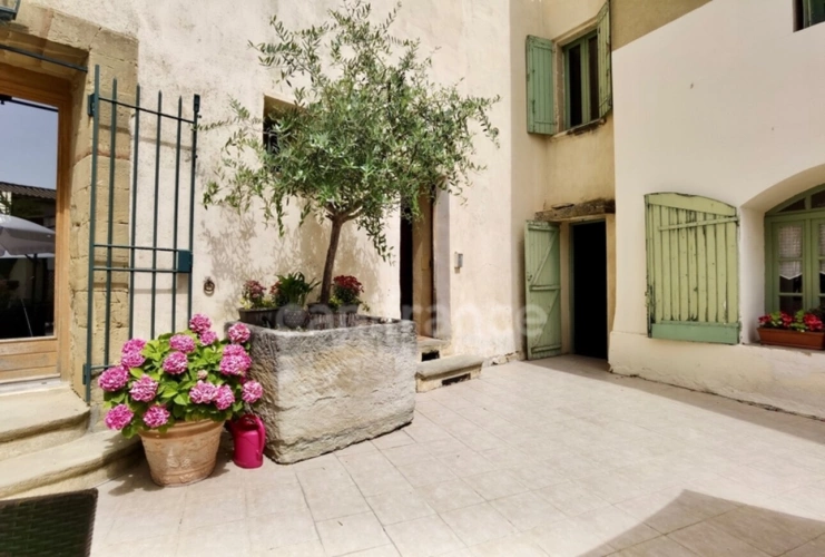 Photos 5 - Touristique - Dpt Gard (30), à vendre UZES propriete P14 de 548 m² - Terrain de 830,00 m²