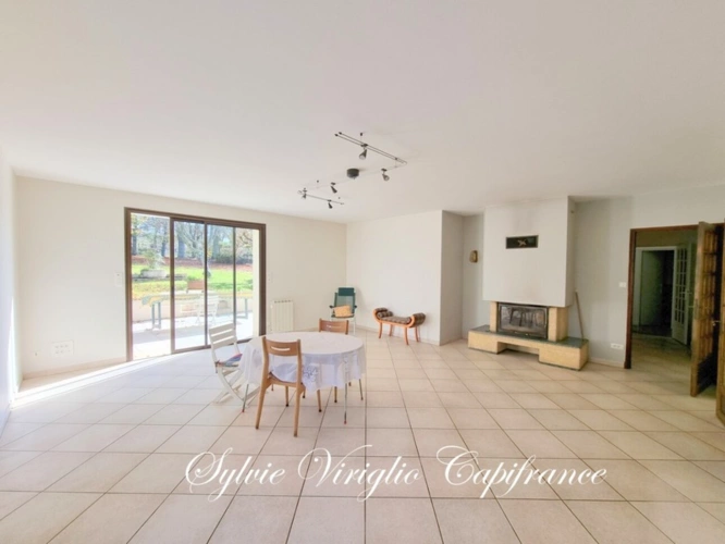 Photos 12 - Prestige - Propriété à vendre 7 pièces BERGERAC (24) - Terrain + de 7 ha - Piscine - Grenier aménageable - Nombreuses dépendances