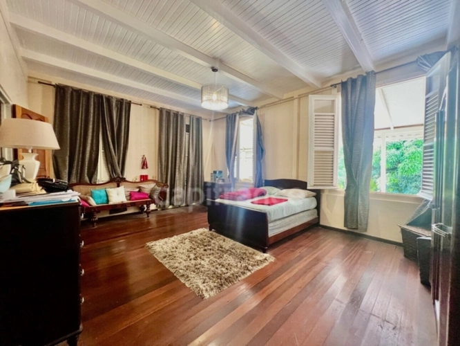Photos 9 - Prestige - À vendre SAINTE-MARIE (972): Élégante demeure du XXème siècle avec vue sur la mer