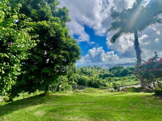Photos 3 - Prestige - À vendre SAINTE-MARIE (972): Élégante demeure du XXème siècle avec vue sur la mer
