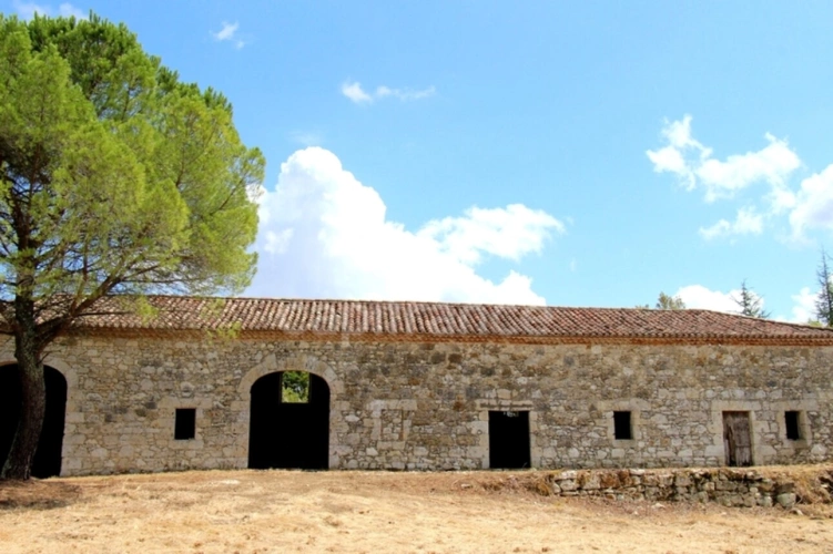 Photos 1 - Prestigious - Property comprising two pretty stone buildings (approximately 800 m2 in total) to be completely rest