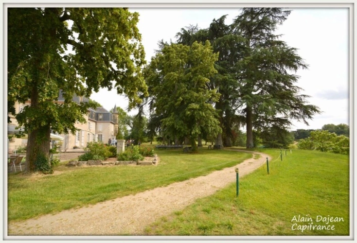 Photos 17 - Prestige - Dpt Lot et Garonne (47), à vendre Château du 17e Siècle aux portes d' AGEN - Terrain de 52 Hectares