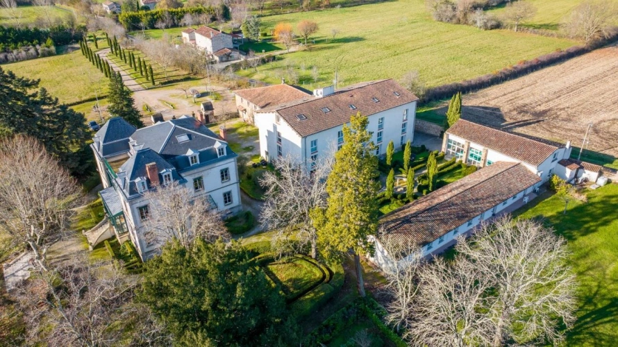 Photos 11 - Prestigious - Estate