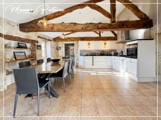 Photos 7 - Prestige - Propriété en pierre à vendre, 8 pièces proche de AUCH (32) vue dégagée
