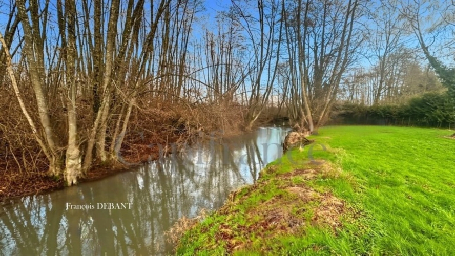 Photos 9 - Foncière - Terrain à vendre   ()