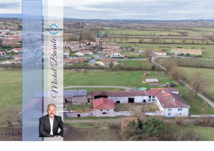 Photos 1 - Tourist - Grande Ferme de 250m2 habitables avec 700m2 de dépendances sur un terrain de 7500m2 proche de Feurs