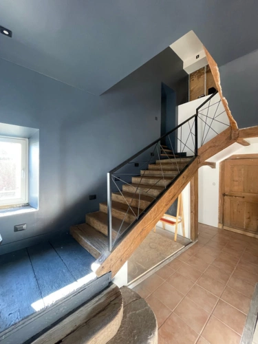 Photos 5 - Tourist - Grande Ferme de 250m2 habitables avec 700m2 de dépendances sur un terrain de 7500m2 proche de Feurs