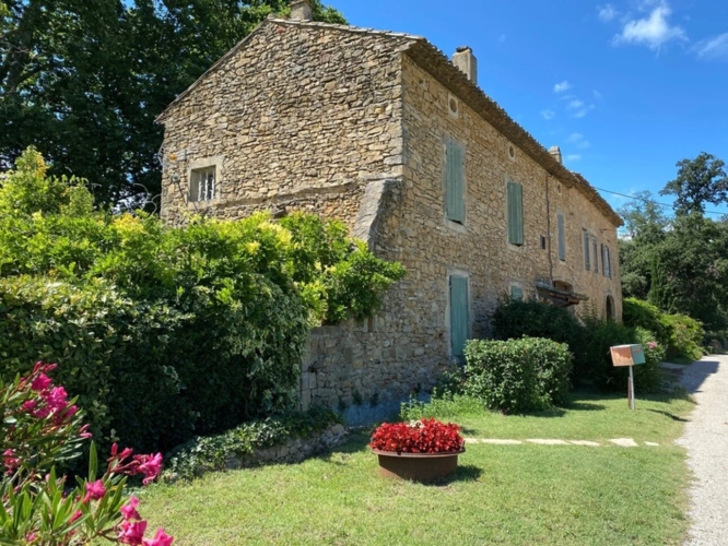 Photos 24 - Prestige - Dpt Gard (30), à vendre dans le Gard, propriété viticole en AOP Côtes du Rhône sur 25 hectares avec Château du XVème siècle