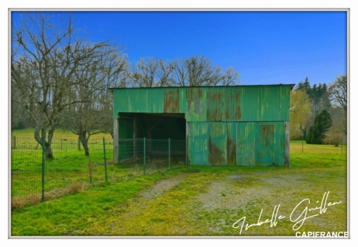 Photos 32 - Touristique - Propriete à vendre 6 pièces SAINT MAUR (18)