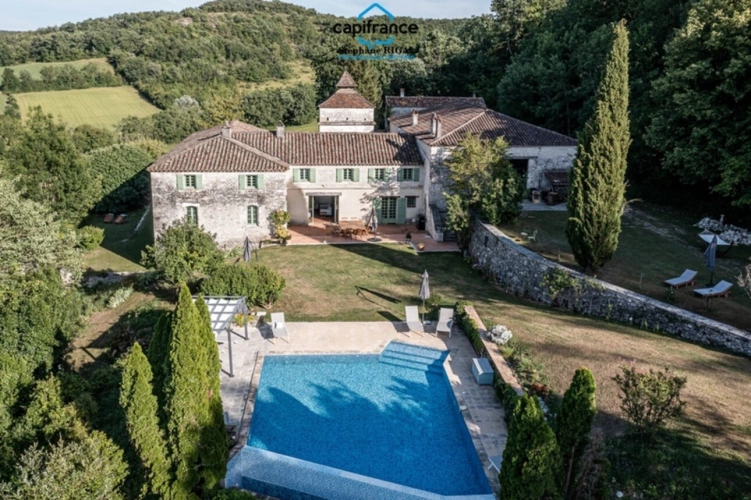 Photos 1 - Tourist - Property for sale 12 rooms, 420m2 + 100m2 living space on 18ha of land