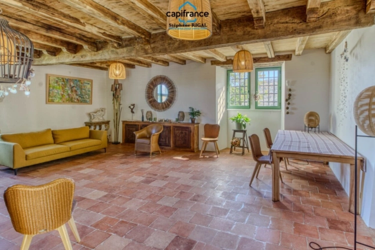 Photos 10 - Tourist - Property for sale 12 rooms, 420m2 + 100m2 living space on 18ha of land