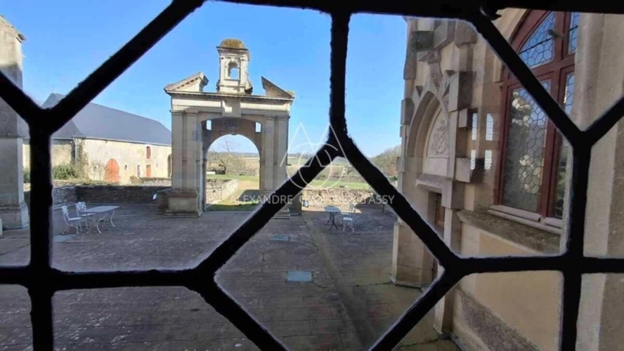 Photos 12 - Equestrian - Superb historic 15th century castle with 20 rooms near SABLE SUR SARTHE