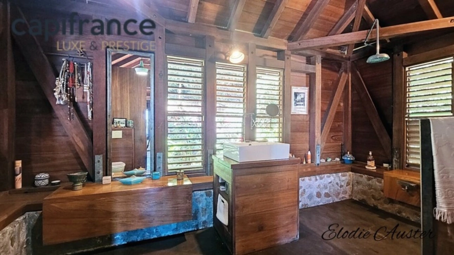 Photos 14 - Prestige - Propriété d'exception face à la baie des Saintes TERRE DE BAS (971)