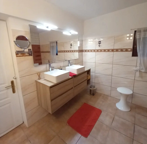 Photos 10 - Touristique - Vends Bastide rénovée 7 chambres