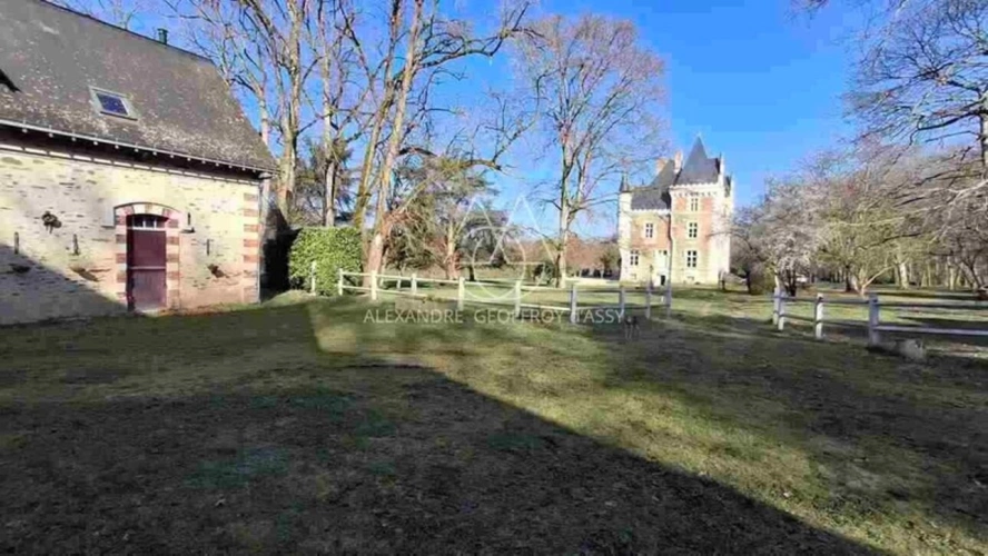 Photos 9 - Équestre - Château du XIXème à vendre en Haut-Anjou sur 20 Hectares