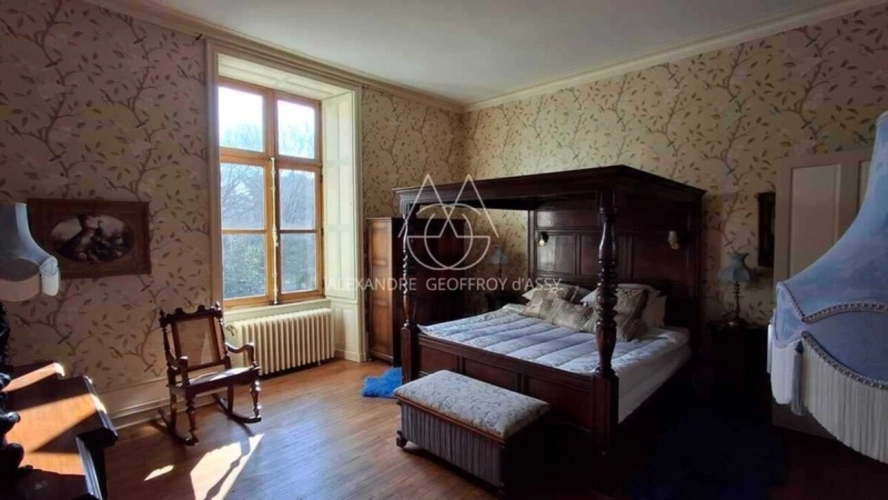 Photos 17 - Équestre - Château du XIXème à vendre en Haut-Anjou sur 20 Hectares