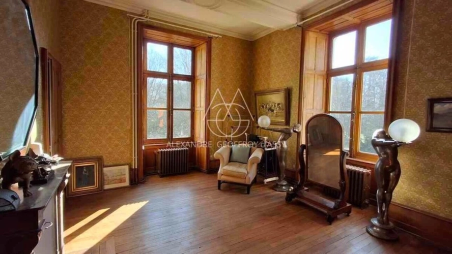 Photos 26 - Équestre - Château du XIXème à vendre en Haut-Anjou sur 20 Hectares