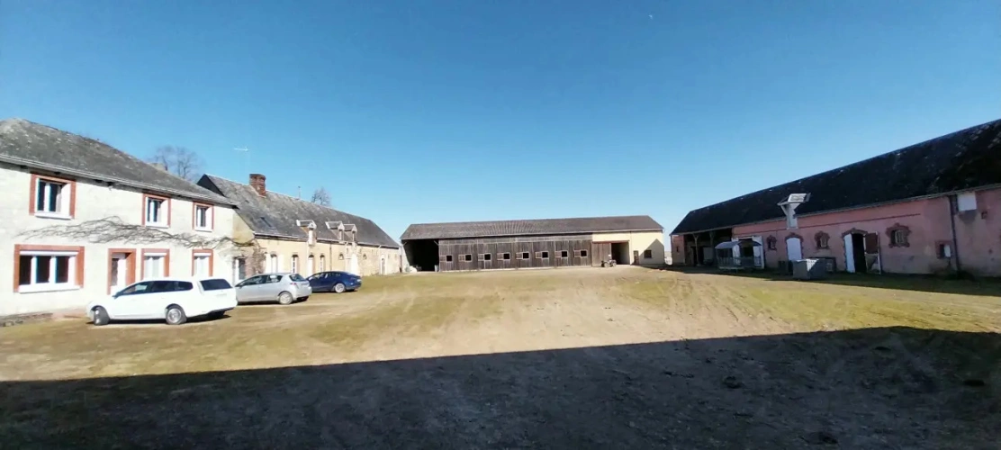 Photos 9 - Équestre - Grande ferme équestre très bien équipée -accès PMR