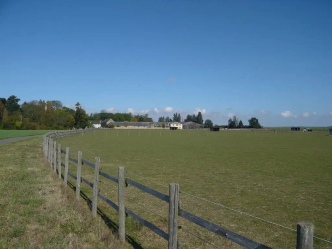 Photos 10 - Équestre - Grande ferme équestre très bien équipée -accès PMR