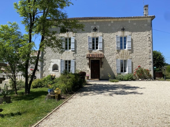 Photos 1 - Prestige - Maison de caractère