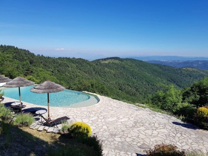 Photos 1 - Prestige - Domaine de prestige, gîtes et chambres d'hôtes à vendre Ardèche (07)