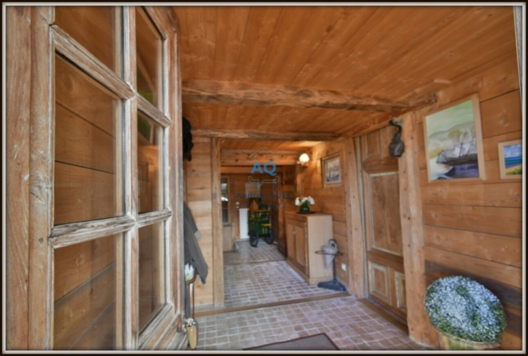 Photos 3 - Touristique - A vendre - Propriété - 340 m² (570 m² total) - 10 pièces - Le Poizat-Lalleyriat (01)