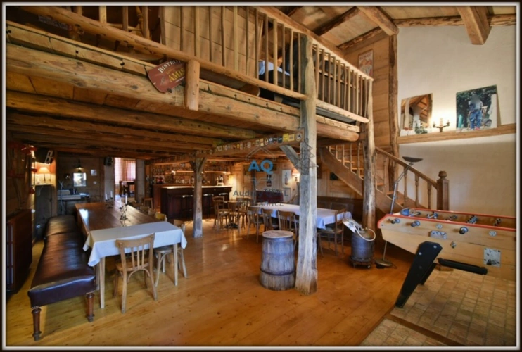 Photos 4 - Touristique - A vendre - Propriété - 340 m² (570 m² total) - 10 pièces - Le Poizat-Lalleyriat (01)