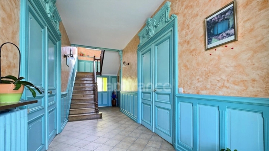 Photos 2 - Tourist - Dpt Saône et Loire (71), for sale near CHALON SUR SAONE property P7 of 268 m² - Land of 840.00 m²