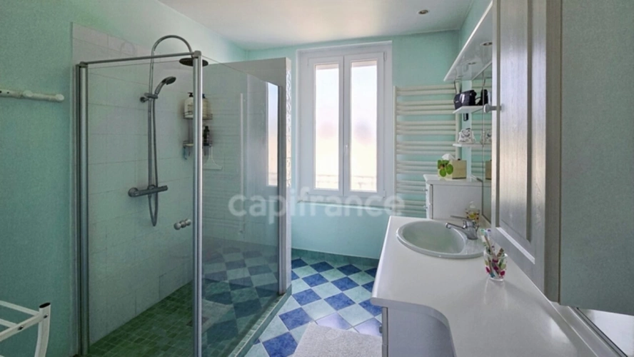 Photos 7 - Tourist - Dpt Saône et Loire (71), for sale near CHALON SUR SAONE property P7 of 268 m² - Land of 840.00 m²