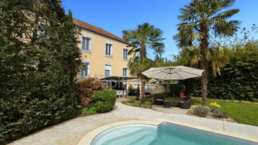 Photos 12 - Tourist - Dpt Saône et Loire (71), for sale near CHALON SUR SAONE property P7 of 268 m² - Land of 840.00 m²