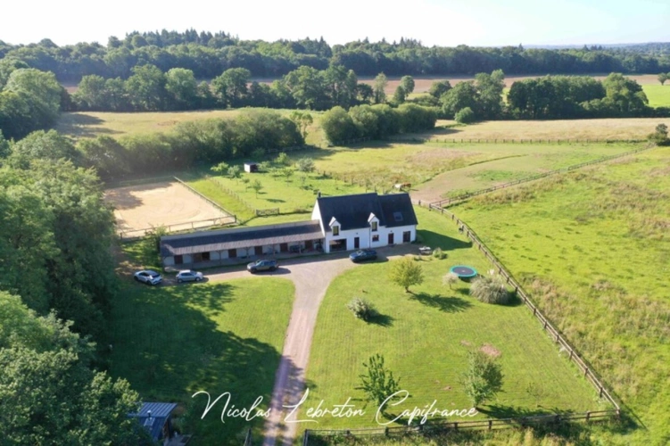Photos 1 - Équestre - Grande villa équestre sur 12,5 hectares