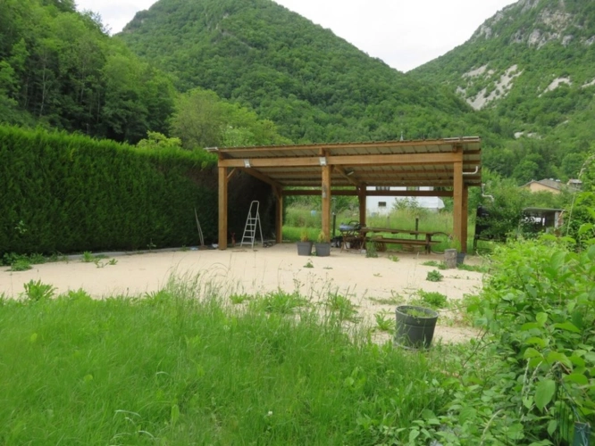 Photos 6 - Foncière - Terrain de loisir à vendre  CHALEY (01) 204 m² avec carport