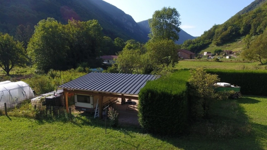 Photos 18 - Foncière - Terrain de loisir à vendre  CHALEY (01) 204 m² avec carport