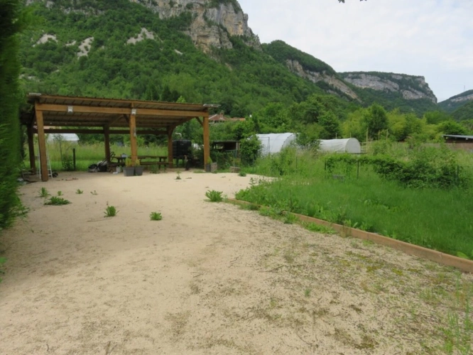 Photos 21 - Foncière - Terrain de loisir à vendre  CHALEY (01) 204 m² avec carport