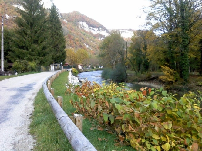 Photos 37 - Foncière - Terrain de loisir à vendre  CHALEY (01) 204 m² avec carport